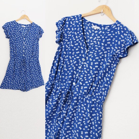 Rails Chloe Cobalt Floating Daisies Romper S Flutter Sleeves Blue Revolve $178 - Picture 9 of 16